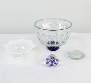 GROUPING OF ART GLASS