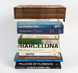 CONTEMPORARY COFFEE TABLE BOOK GROUPING