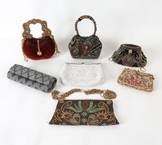 VINTAGE BEADED HAND BAG GROUPING