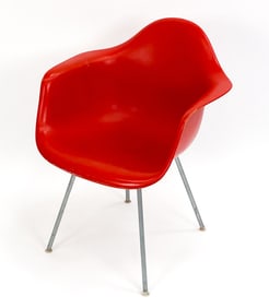 EAMES HERMAN MILLER SHELL CHAIR
