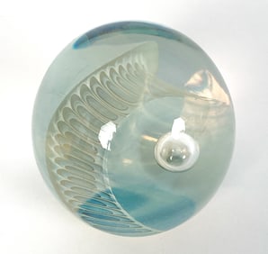 ROBERT EICKHOLT ART GLASS PAPERWEIGHT