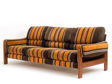 MID-CENTURY TEAK 3-SEATER SOFA, C. 1970S