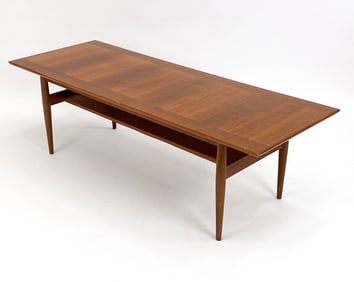 SCANDINAVIAN WALNUT COFFEE TABLE, C. 1960S
