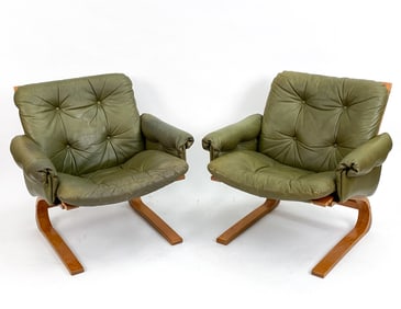 PAIR OF SCANDINAVIAN BENTWOOD & LEATHER ARMCHAIRS