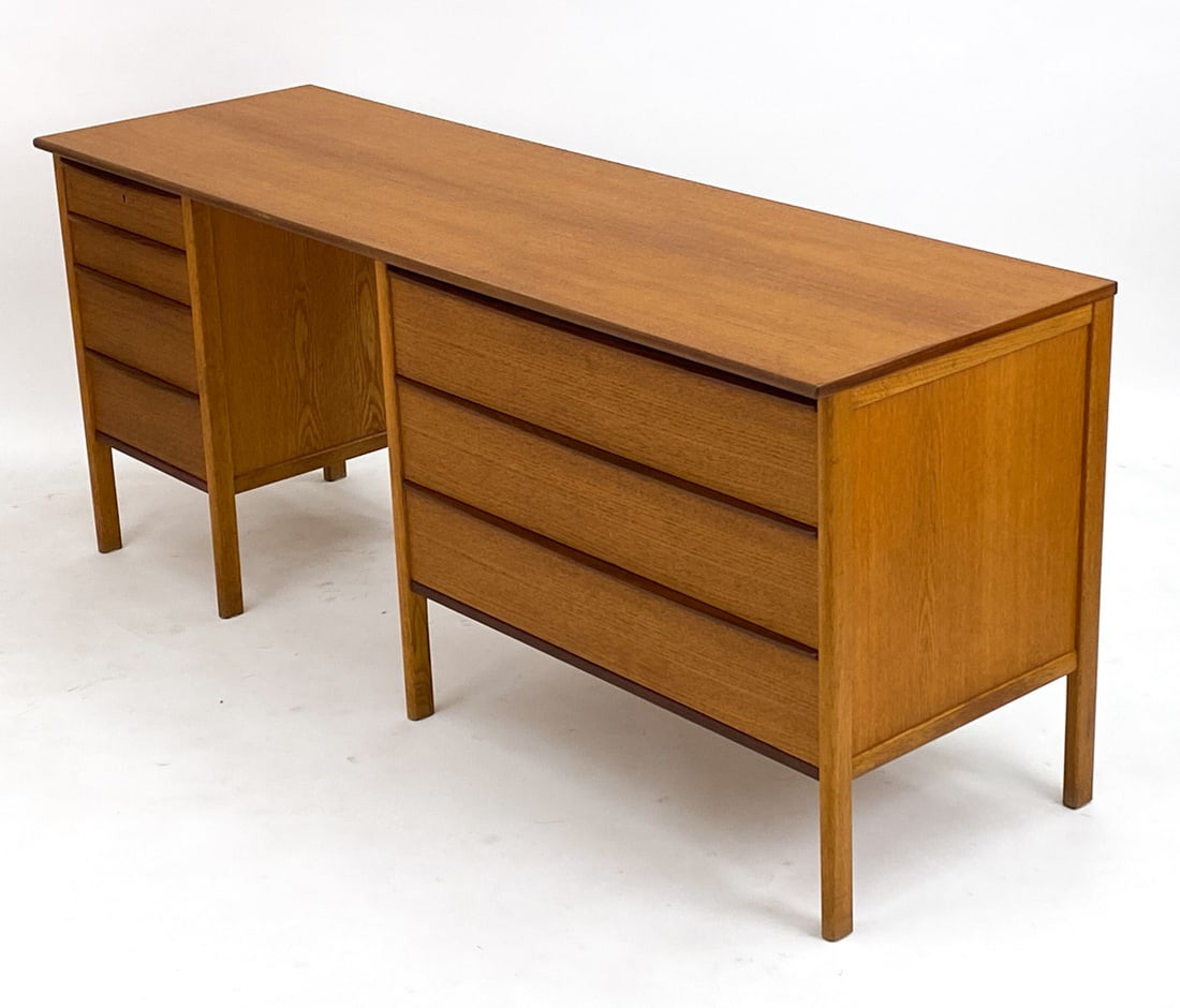 MID-CENTURY SWEDISH TEAK DESK, C. 1960S (1 of 11)