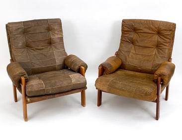 (2) ARNE NORELL STYLE LEATHER LOUNGE CHAIRS