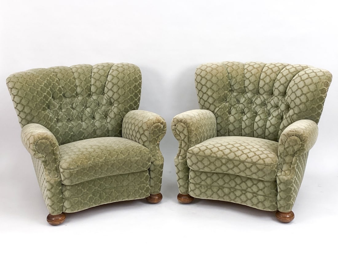 PAIR OF SCANDINAVIAN MOHAIR LOUNGE CHAIRS, C. 1950: Pair of green mohair lounge chairs with a diamond-striped pattern, oak legs on casters. Dimensions: H 33" x W 36.5" x D 33.5" x SH 16" Condition: Minor surface wear to legs. PM114