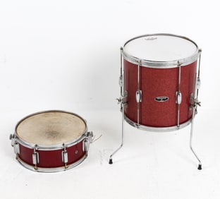 RED SPARKLE SNARE/TOM DRUMS C. 1960S
