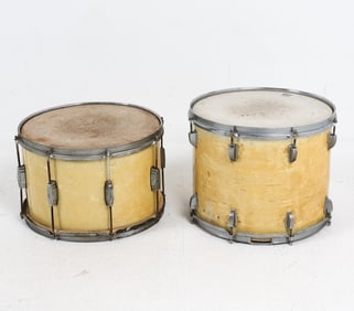 VINTAGE TOM DRUM GROUPING 1950S