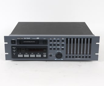 TASCAM MODEL DA-78HR 24-BIT 8-TRACK RECORDER