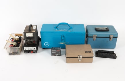 VINTAGE ELECTRONIC SERVICE TOOL & BOX GROUPING