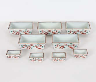 JAPANESE PORCELAIN DISH GROUPING
