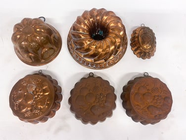 COPPER KITCHENWARE MOLD GROUPING 20TH C.