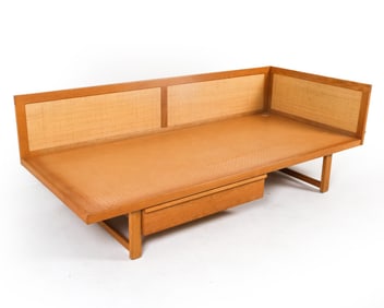 ATTR. GUNNAR THALBERG OAK & RATTAN DAYBED C. 1960S