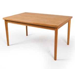 DANISH OAK EXTENDING DINING TABLE C. 1970S