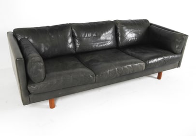 SOREN LUND SL 88 BLACK LEATHER SOFA