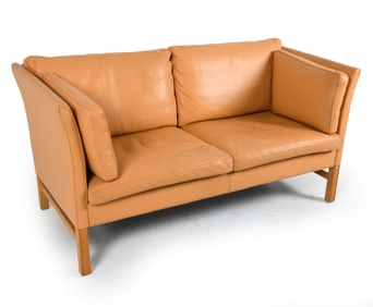 SKIPPER MOBLER DANISH LEATHER SOFA C. 1960S
