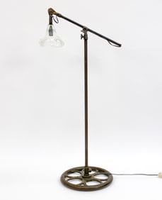INDUSTRIAL STYLE FLOOR LAMP