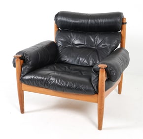 ERIC MERTHEN OAK & LEATHER LOUNGE CHAIR C. 1960S