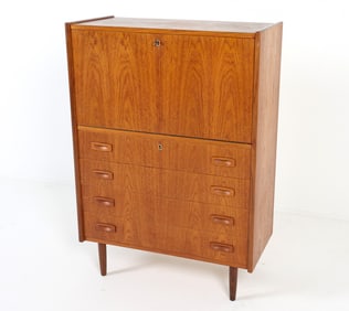 MID-CENTURY DANISH TEAK BAR CABINET C. 1960S