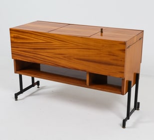 MID-CENTURY CZECH WALNUT BAR CABINET C. 1970S