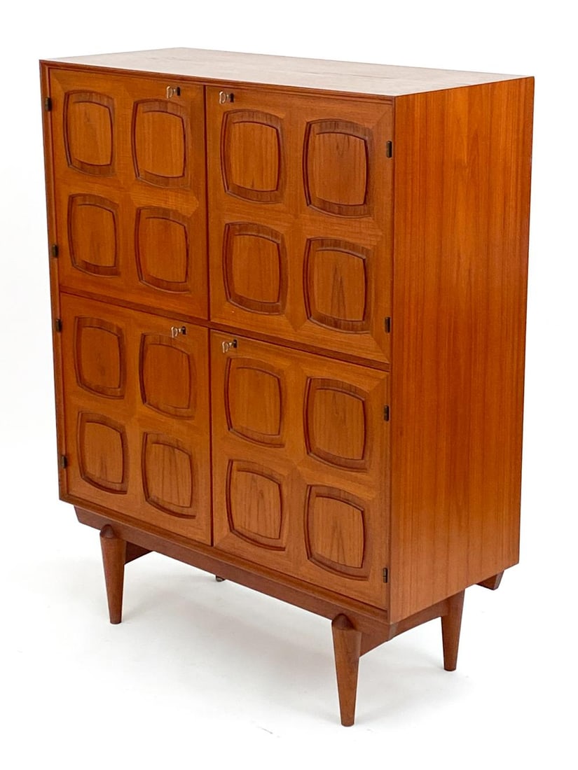 RASTAD & RELLING NORWEGIAN TEAK 'FLOR' HIGHBOARD (1 of 9)