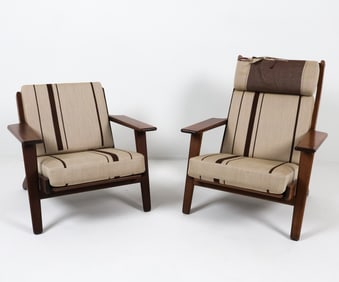 PAIR OF SCANDINAVIAN OAK LOUNGE CHAIRS C. 1970S
