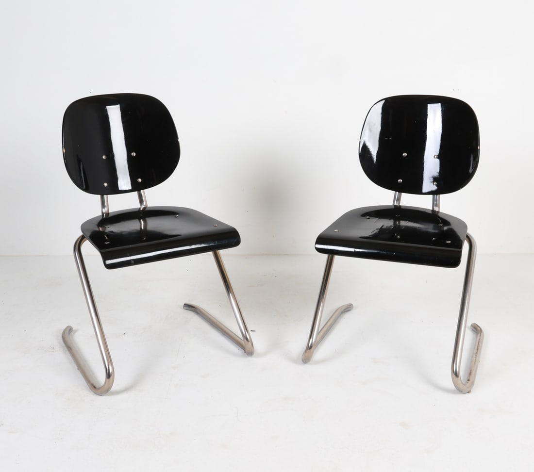THONET MODEL TF-03 BAUHAUS STYLE CHAIRS C. 1953 (1 of 10)