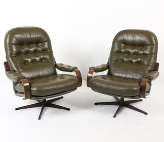 PAIR OF GOTE MOBLER SWEDISH LEATHER LOUNGE CHAIRS