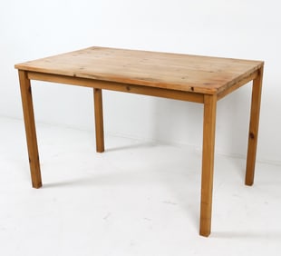 MID-CENTURY DANISH PINE DINING TABLE C. 1960S
