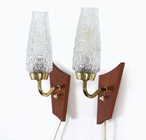 LAONI-BELYSNING TEAK & GLASS SCONCES C. 1970S
