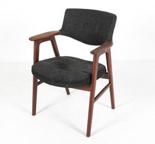 ERIK KIRKEGAARD MODEL 42 TEAK ARMCHAIR C. 1960S