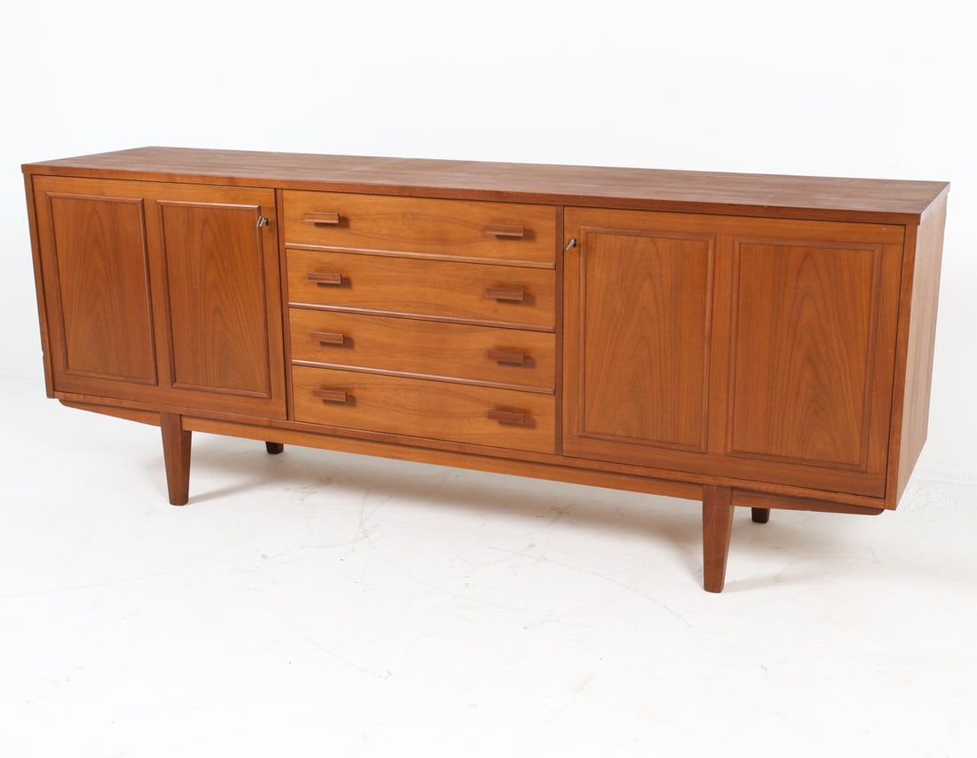 DANISH TEAK SIDEBOARD C. 1970S