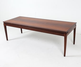 OLE WANSCHER STYLE EXPANDING ROSEWOOD COFFEE TABLE