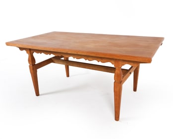 KJAERNULF STYLE OAK EXTENDING DINING TABLE C. 1960