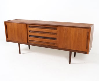 ATTR. JOHANNES ANDERSEN TEAK SIDEBOARD C. 1960S