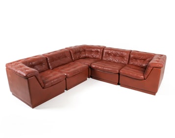 DE SEDE STYLE LEATHER MODULAR SOFA C. 1970S
