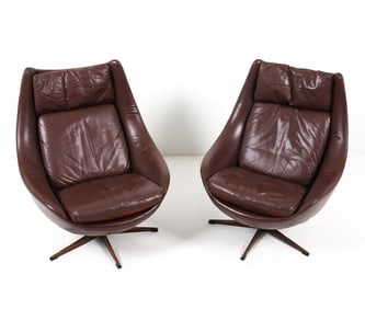 PAIR ATTR. H W KLEIN LEATHER SWIVEL CHAIRS C 1960S