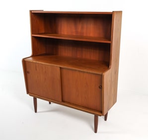 DANISH TEAK SIDEBOARD HUTCH C. 1960S