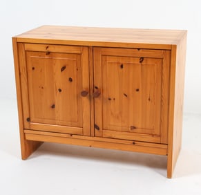 SCANDINAVIAN PINE BOX DOVETAIL CABINET C. 1970S