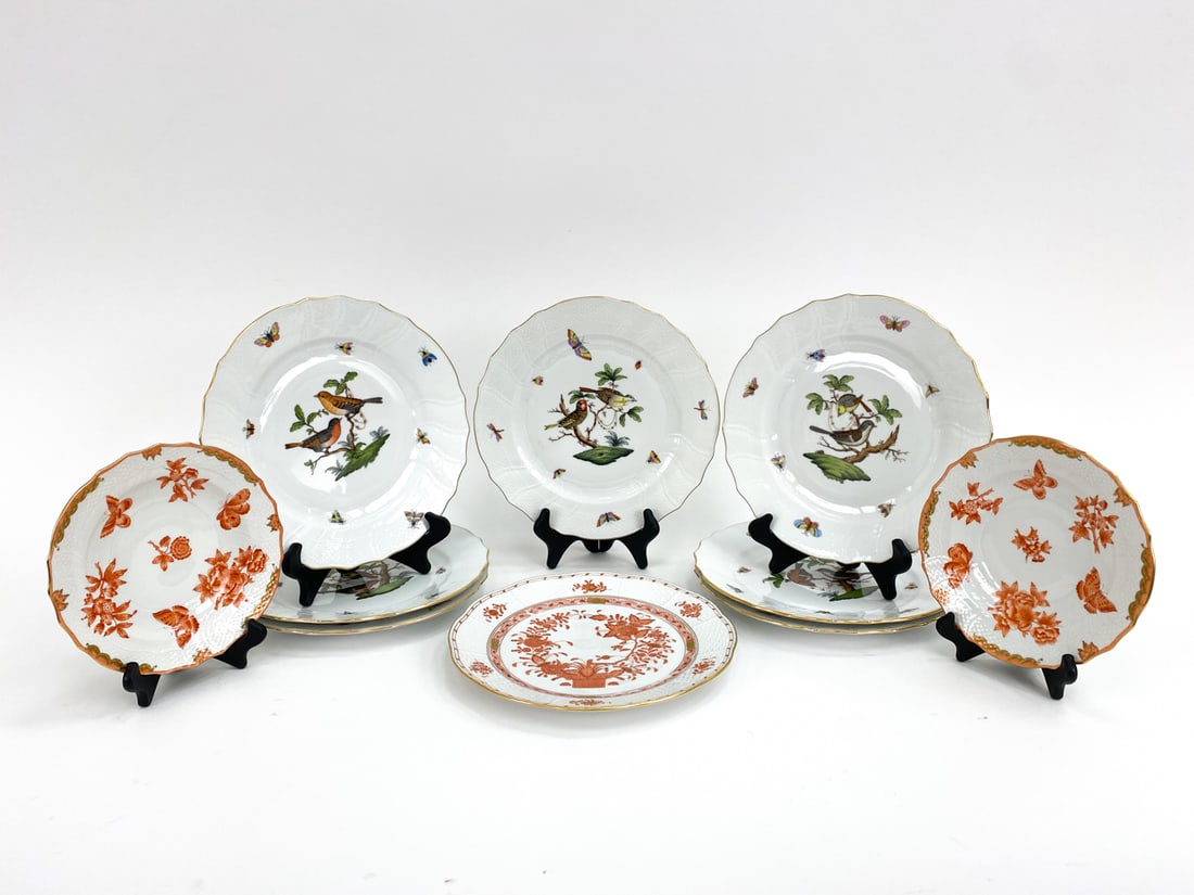 GROUPING OF HEREND PORCELAIN PLATES (1 of 10)