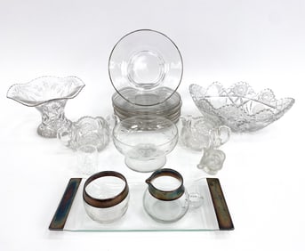 GROUPING OF DECORATIVE GLASS INCL. WATERFORD