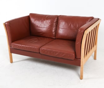STOUBY BEECH & LEATHER LOVESEAT SOFA C. 1970S