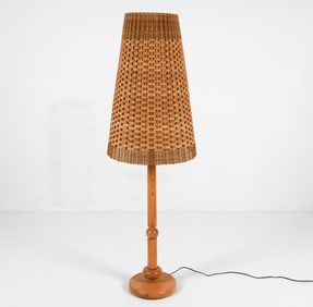SCANDINAVIAN PINE FLOOR LAMP W/ WICKER SHADE 1970S