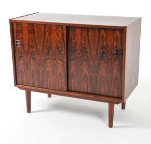 MID-CENTURY DANISH ROSEWOOD CREDENZA C. 1960S