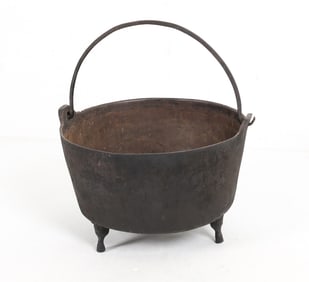 ANTIQUE CAST IRON CAULDRON C. 19TH CENTURY