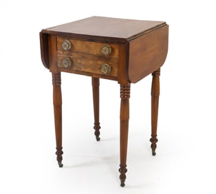 FEDERAL STYLE WALNUT DROP LEAF TABLE