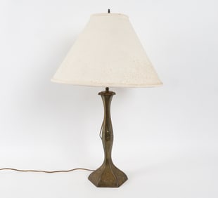ANTIQUE BRASS TABLE LAMP