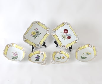 CHELSEA HOUSE PORCELAIN GROUPING