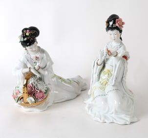 VINTAGE CHINESE PORCELAIN FIGURES